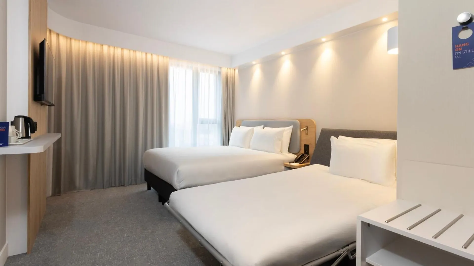 Holiday Inn Express Brussels - Airport By Ihg Diegem Hotel