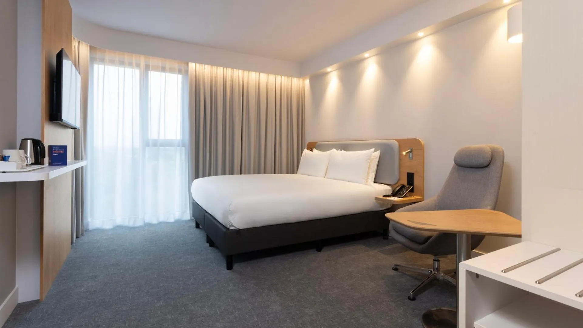 Hotel Holiday Inn Express Brussels - Airport By Ihg Diegem Bélgica