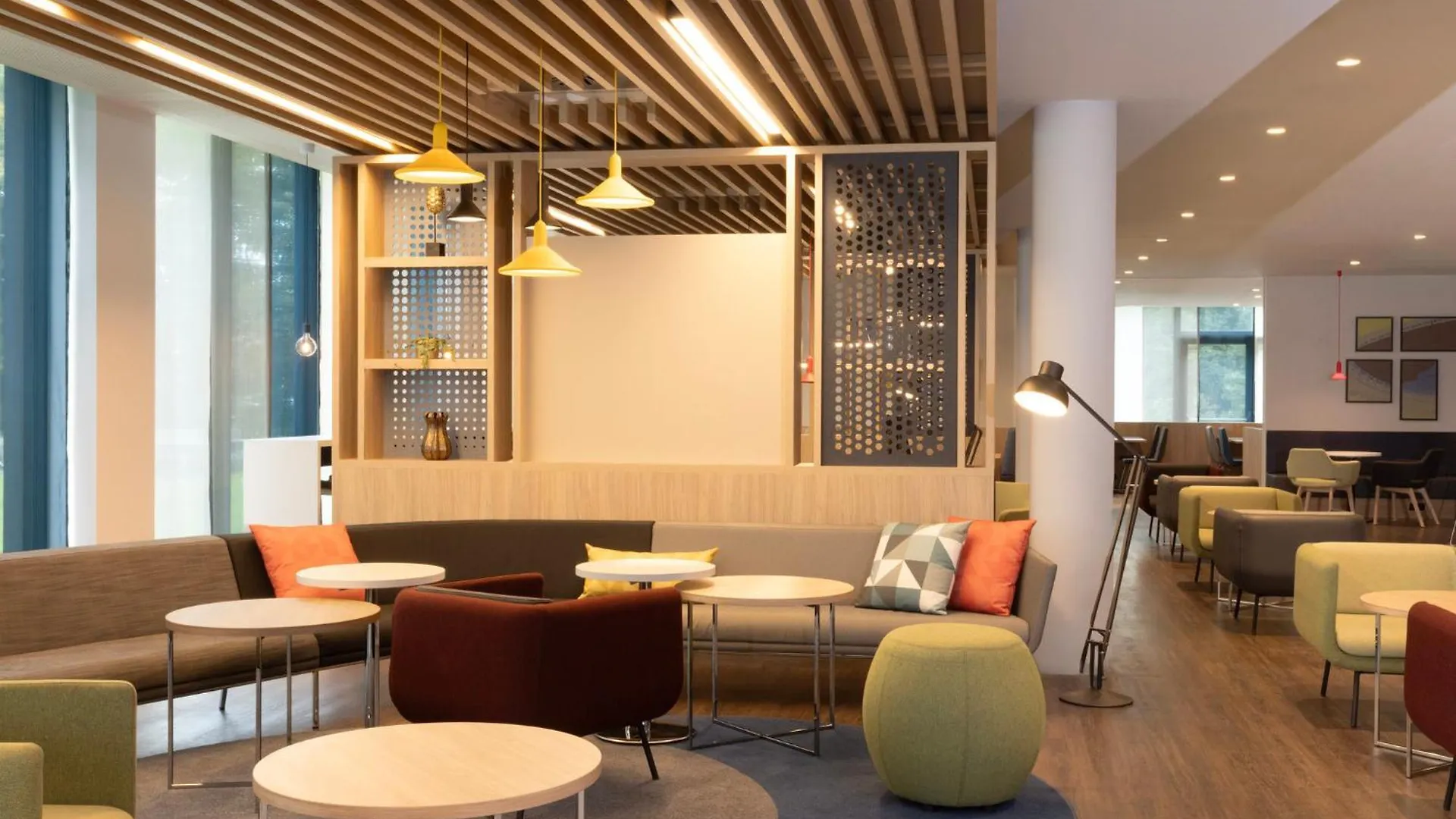 Holiday Inn Express Brussels - Airport By Ihg Diegem 0*,