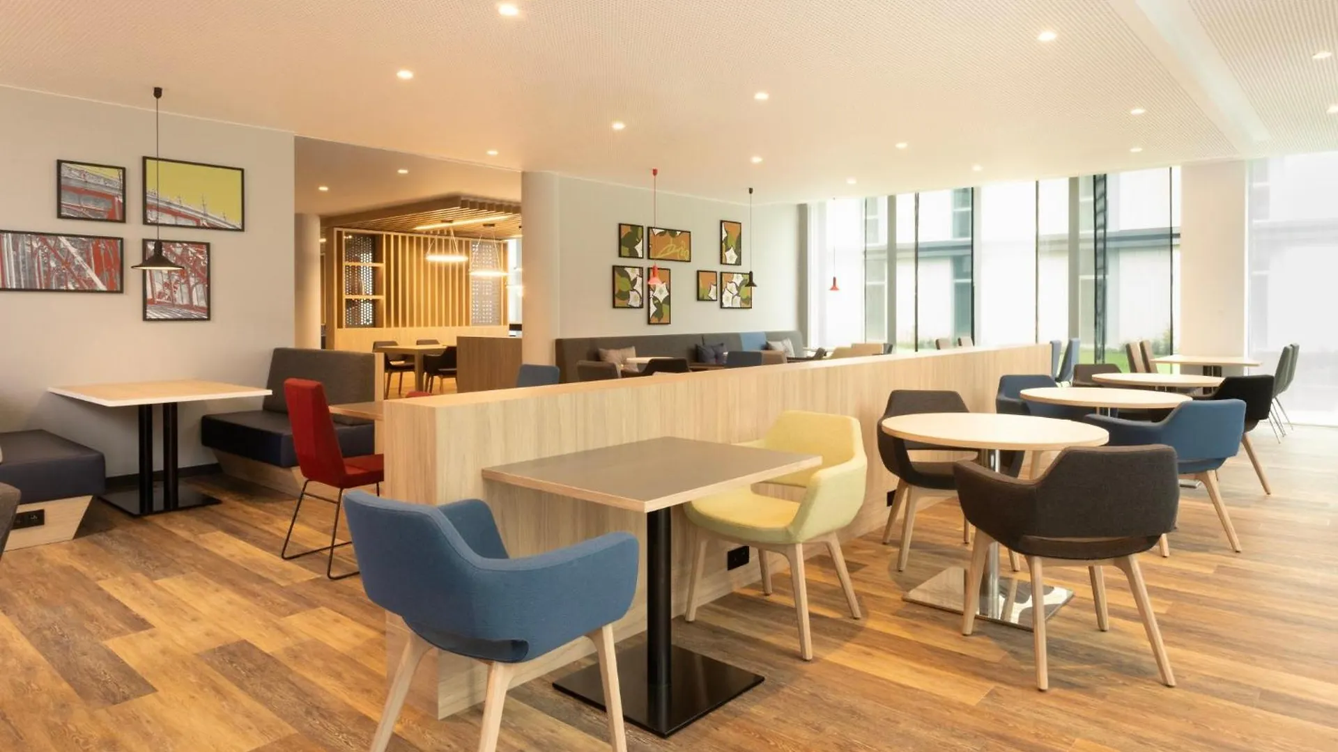 Holiday Inn Express Brussels - Airport By Ihg Diegem